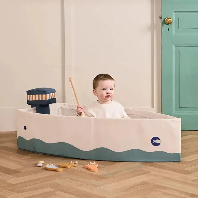 Bateau enfant avec set de pêche – cabane de jeu dès 2 ans