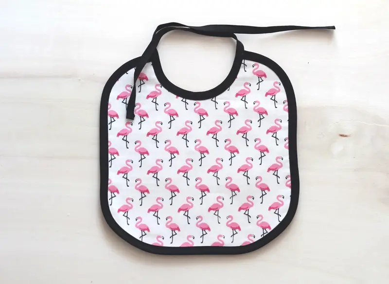 ★ Bavoir flamingo ★