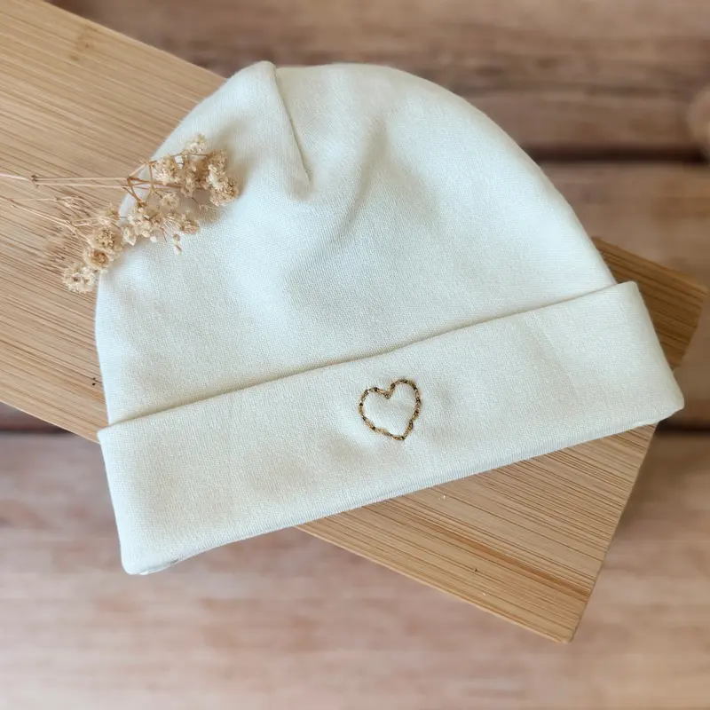 Bonnet de naissance en Coton Écru - ♡ Initiale brodée