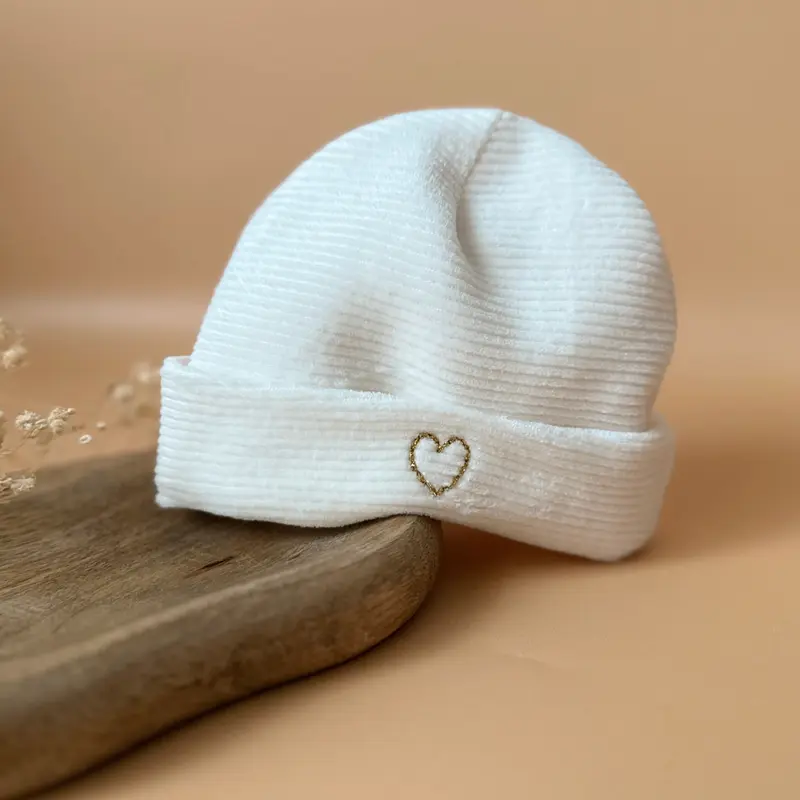 Bonnet de Naissance en Velours Côtelé Écru - ♡ Initiale brodée