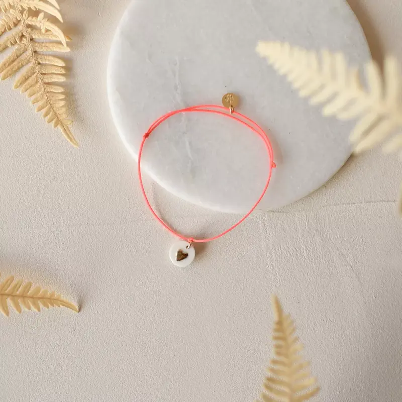 Bracelet (couleur au choix) avec médaillon en porcelaine - Coeur - Baubels