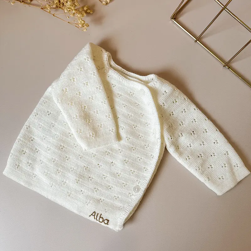Brassière de Naissance en Maille ajourée Écrue - Prénom personnalisé