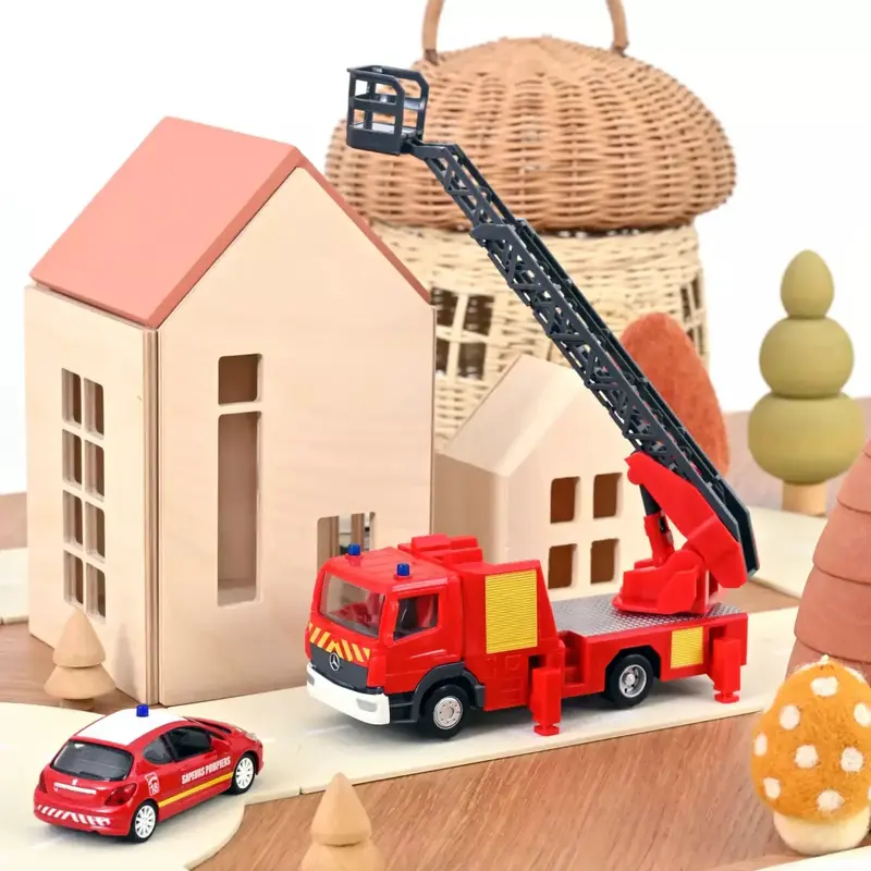 Camion de pompiers Mercedes-Benz Atego Plastigam 1/43 - norev