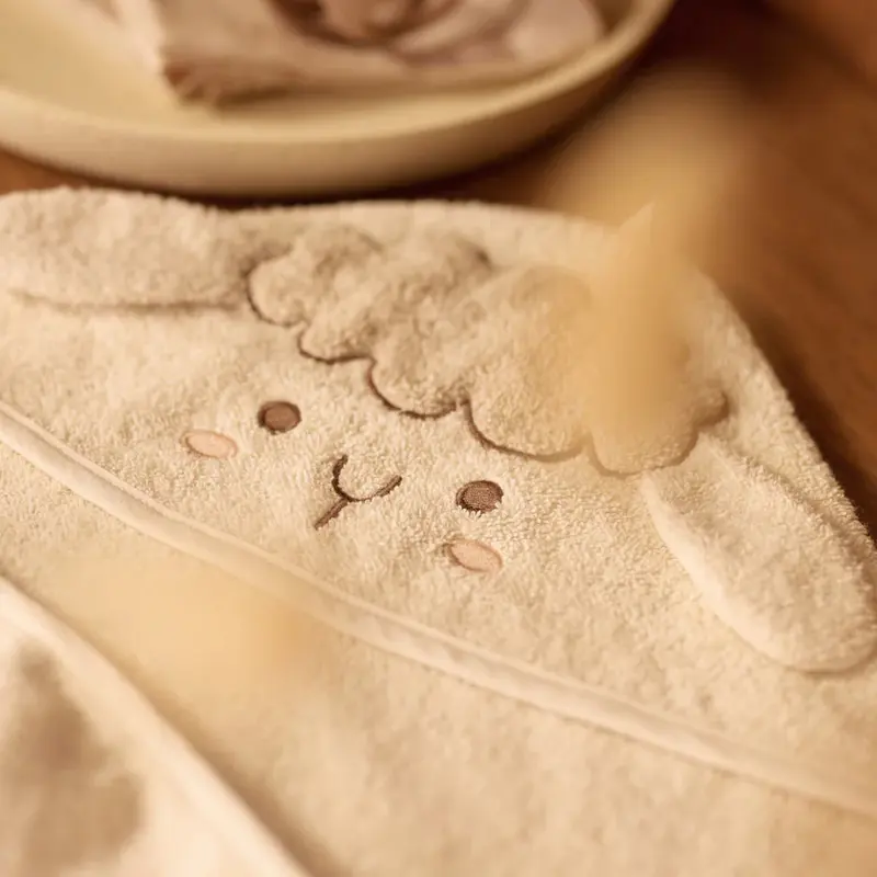 Cape de bain bébé avec capuche et oreilles 75 x 75 cm - Jollein mouton