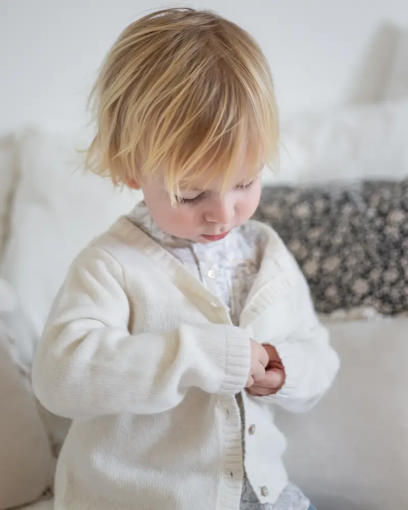 Cardigan bébé en laine et cachemire col rond écru