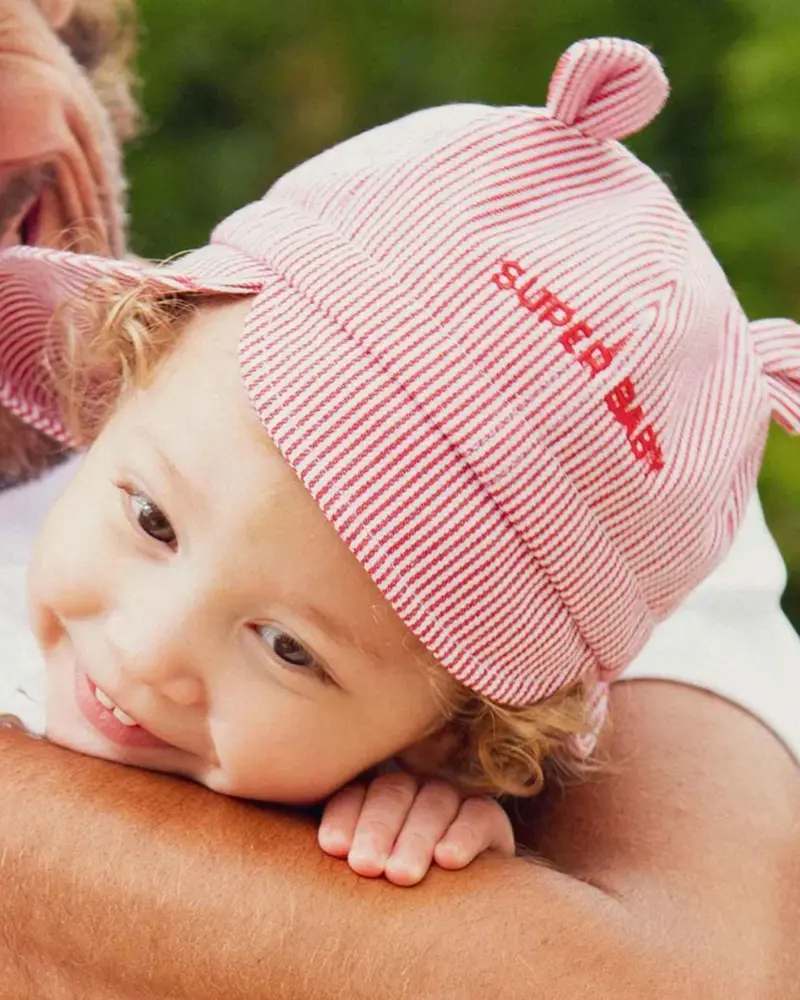 Chapeau Super Baby rouge