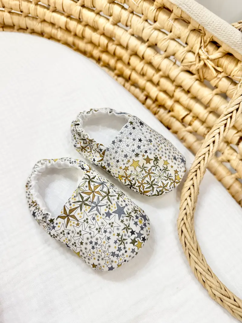 chaussons bébé Liberty étoiles-Adelajda