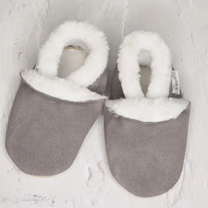 Chaussons en cuir fourrés Lookidz Suédé gris