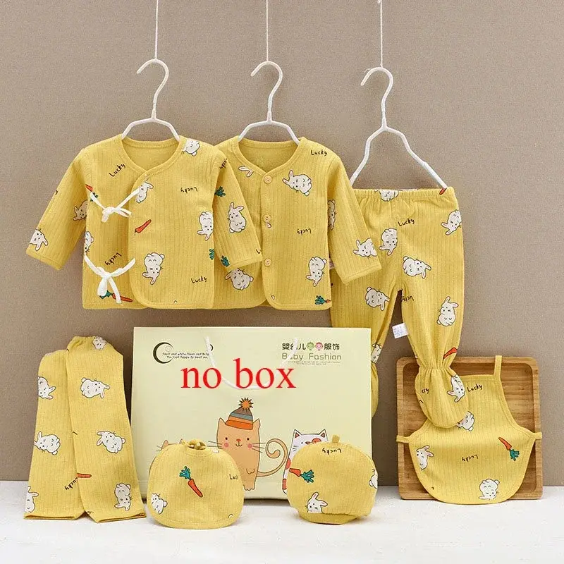 Coffret bébé 7 pièces Mybooni — Body cartoon manches longues, pantalon et bonnet