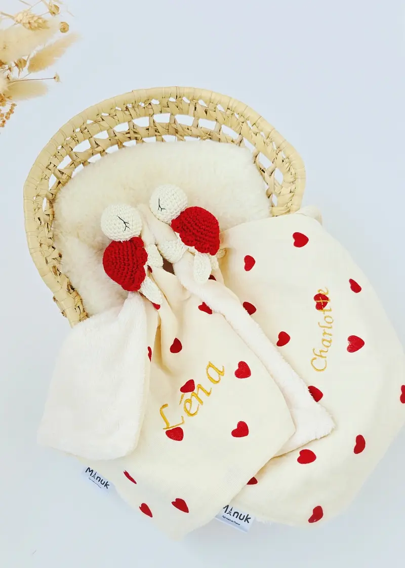 Coffret naissance personnalisé – doudou tortue et bandeau pour cheveux