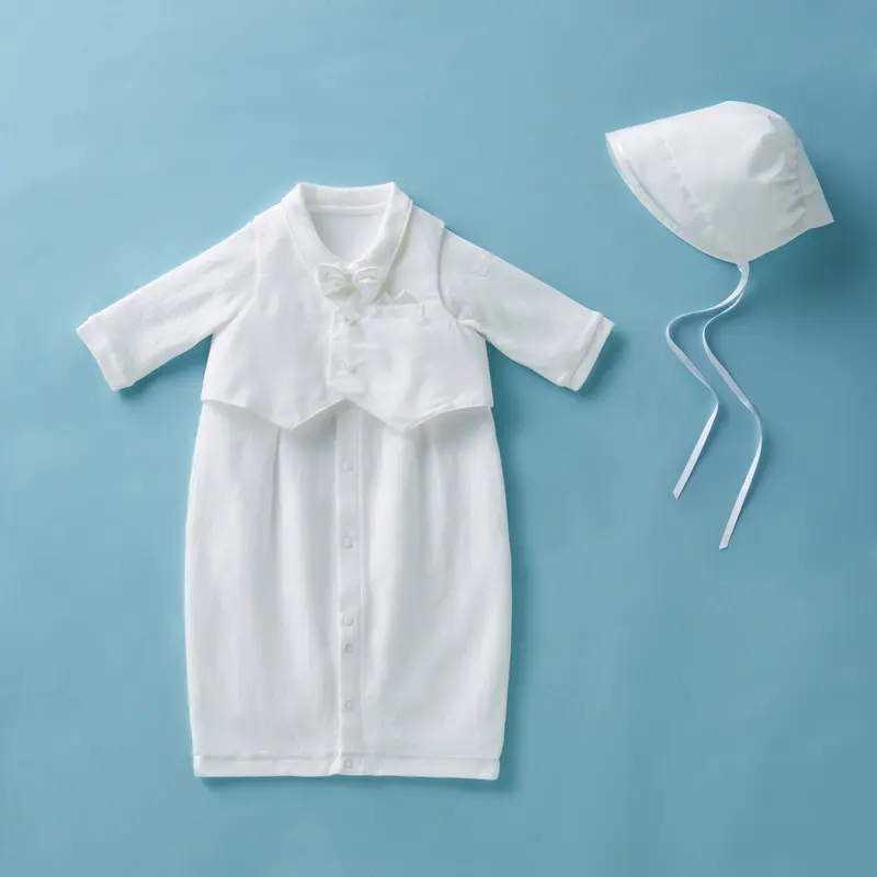 COMBINAISON NID D'ANGE SMOKING ET SON CHAPEAU BLANC