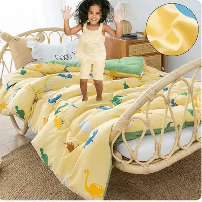 COUETTE POUR BEBE HYPOALLERGENIQUE – NuageDouillet