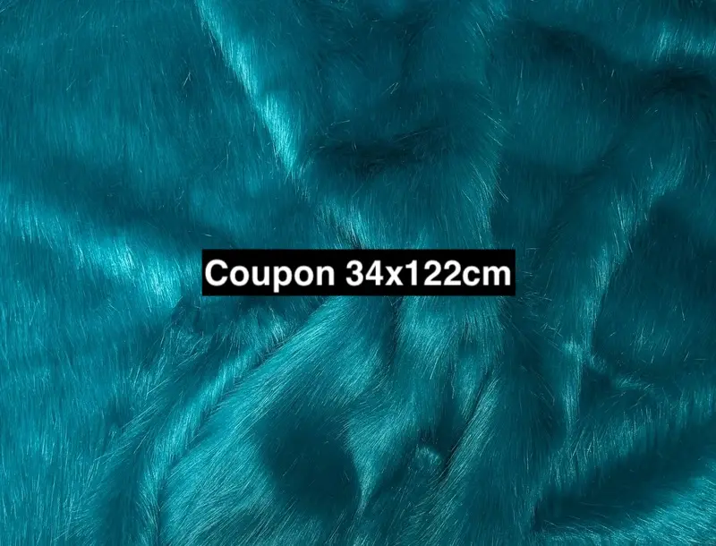 Coupon fausse fourrure 34Ă—122 cm vert poils longs (poils 3/3,5 cm)