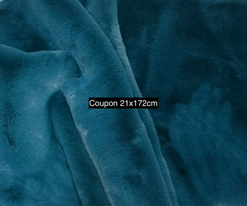 Coupon fausse fourrure bleu canard 21x172 cm – poils ~2 cm
