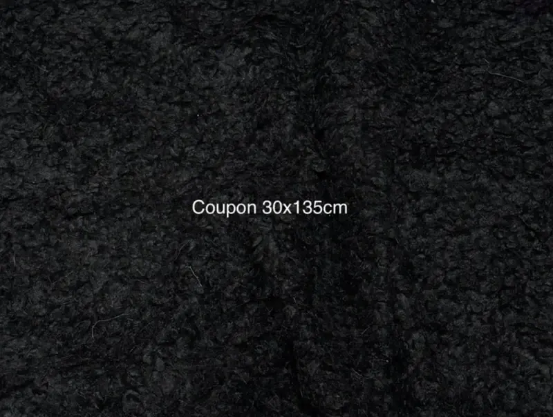 Coupon fausse fourrure douce et légère à poils longs et frisés bouclés noir 30cm x 135cm