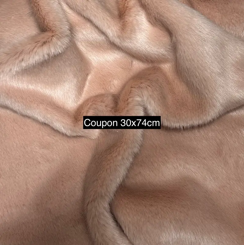 Coupon tissu fourrure douce, épaisse de qualité beige rose à poils longs 30cm x 74cm