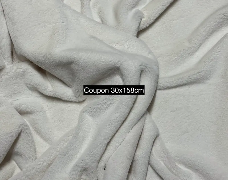 Coupon très doux fausse fourrure à poils courts blanc 30cm x 158cm