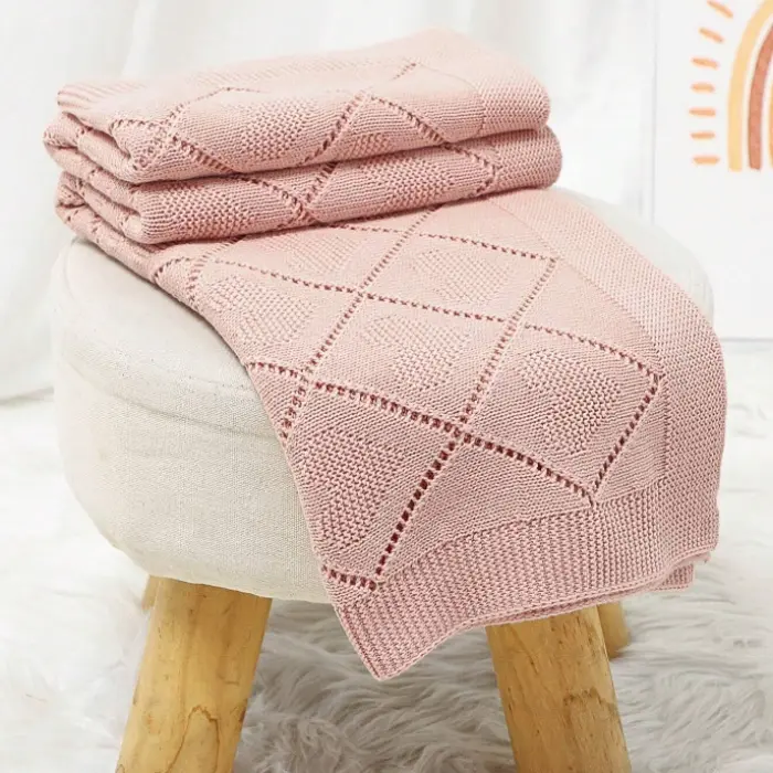 Couverture Bébé - Tricotée