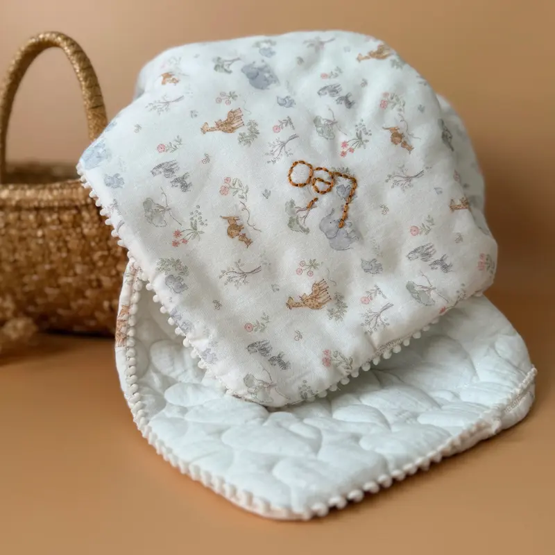 Couverture d’été avec prénom personnalisé en gaze 100% coton matelassé ♡ - Motif jungle