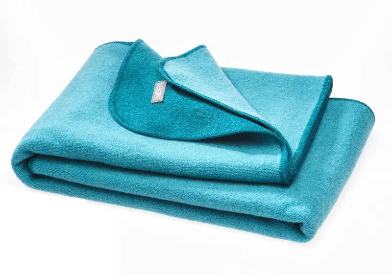 Couverture en laine bouillie double face Disana 100x135cm - Pacific-lagon