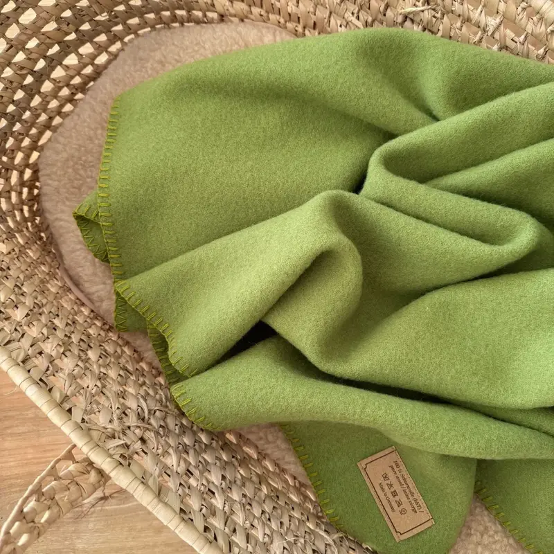 Couverture en laine vierge Songe Sassoupi - Vert Kiwi