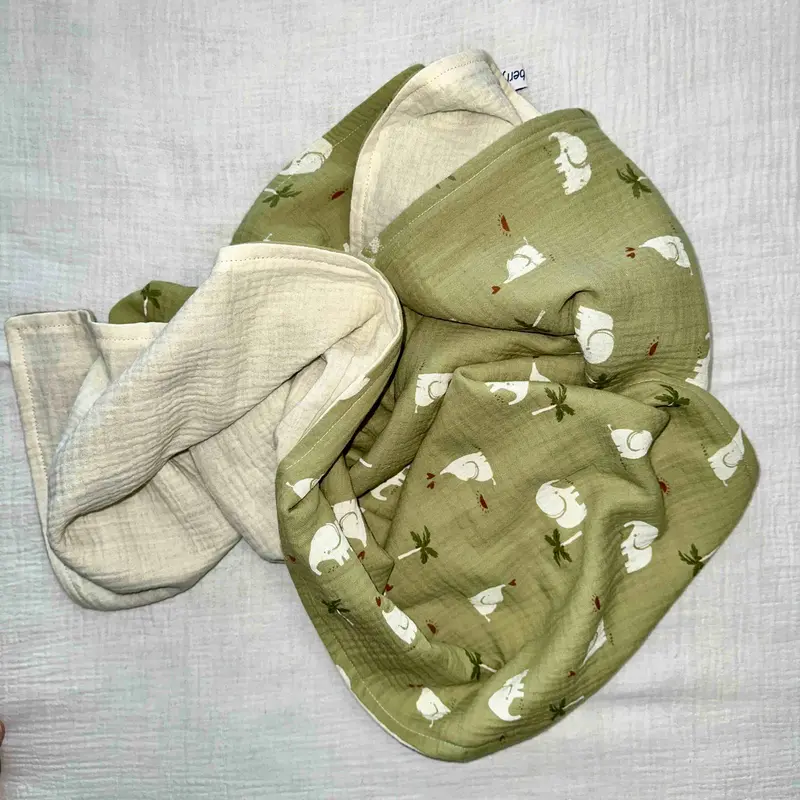 Couverture été éléphant vert