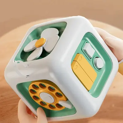 Cube d'éveil bébé Montessori 6 en 1