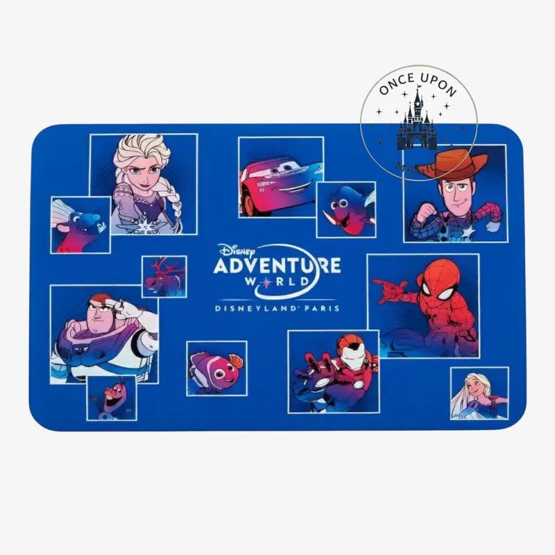 Disney Adventure World – Set de Table Multi-Personnages | Exclusivité Disneyland Paris