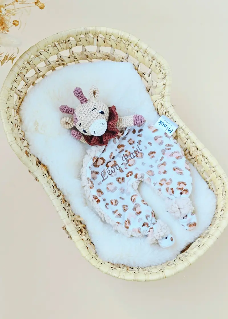 Doudou câlin girafe personnalisable