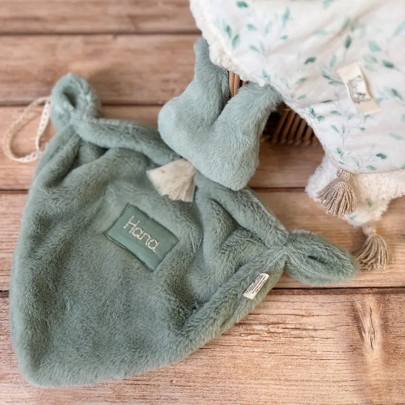 Doudou Lange Lapin Agathe - fourrure extra douce vert amande