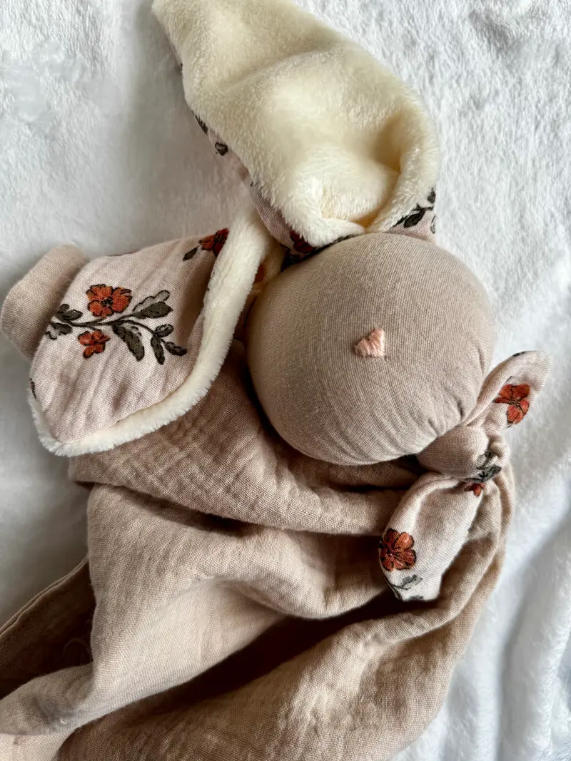 Doudou Lapin Nora -Personnalisable