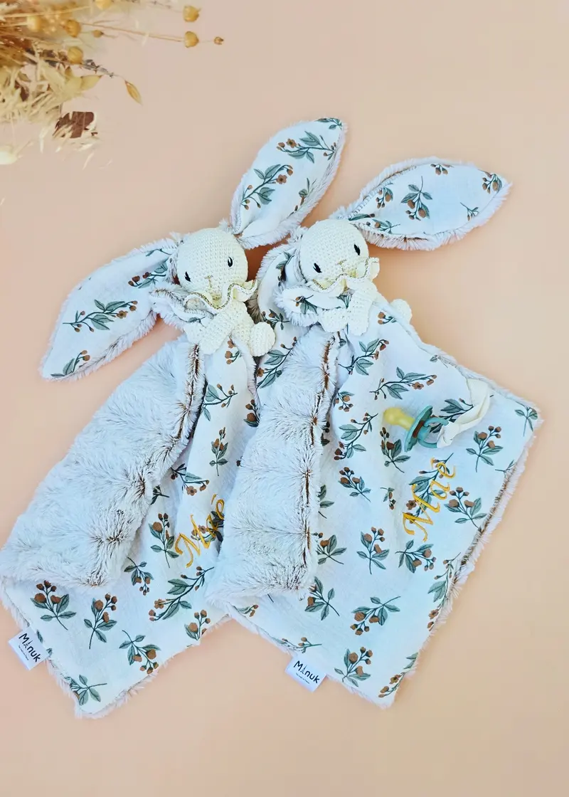 Doudou lapin personnalisé