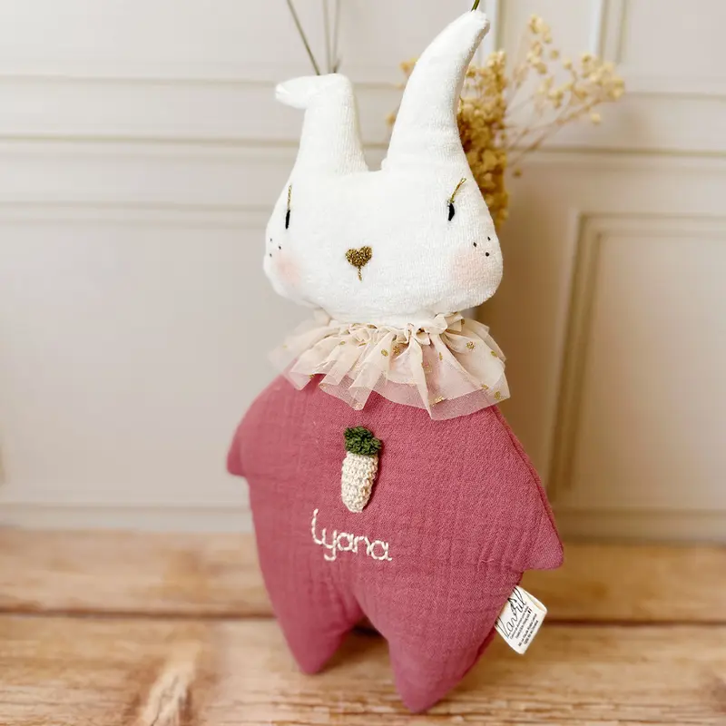 Doudou prénom personnalisé - Lapin Mr Croq'Carotte Bois de Rose