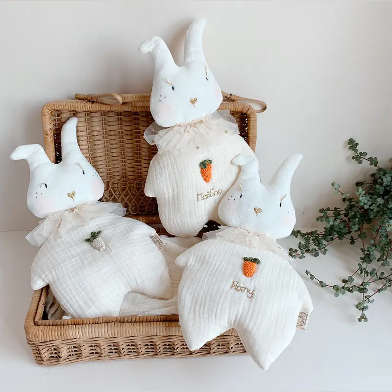 Doudou prénom personnalisé - Lapin Mr Croq'Carotte (Écru)