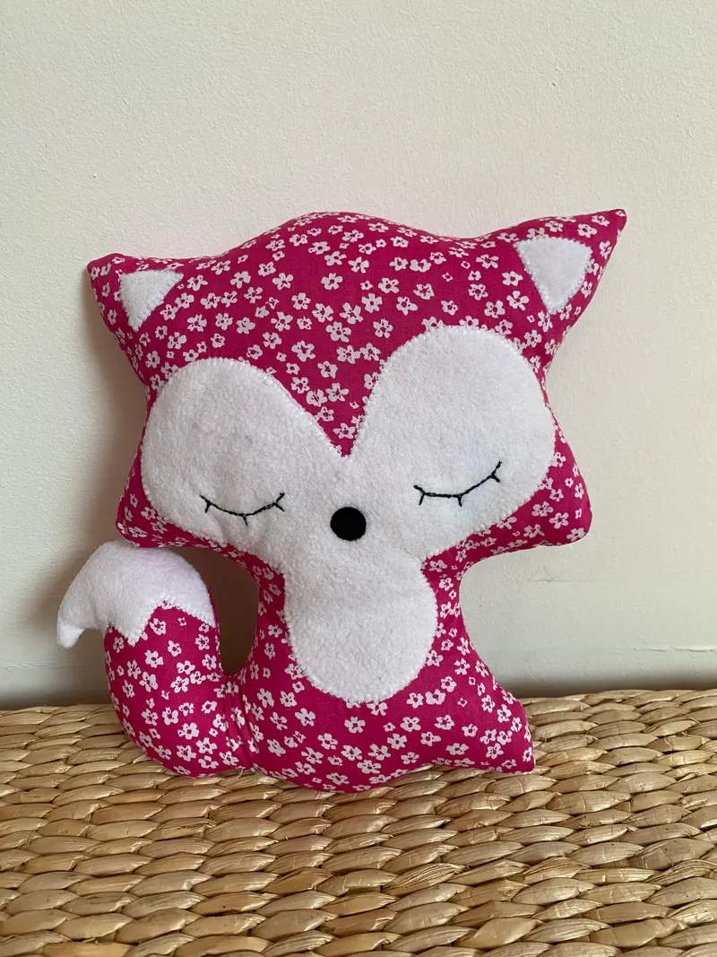 Doudou Renard moyen - Rose fuchsia fleur - fabrication artisanale