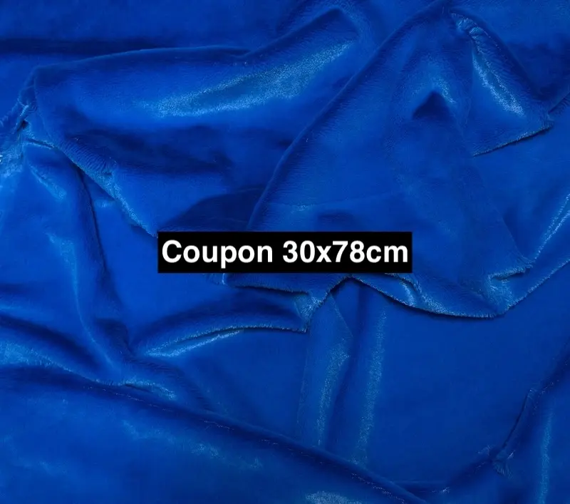 Fausse fourrure bleu roi poils courts | Coupon 30Ă—78 cm | Douce
