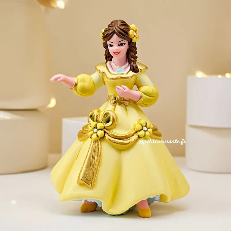 Figurine Bella enfant – jouet conte imagination 3 ans