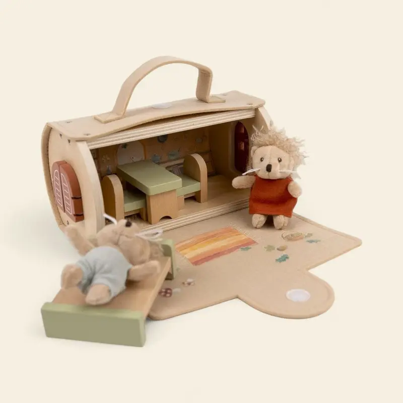 Figurine Maison en rondins avec amis miniatures – Egmont Toys
