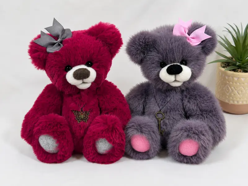 Framboise & Prune – Duo d’ours de collection articulés 30 cm