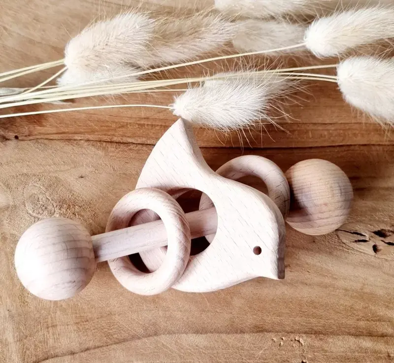 Hochet en bois oiseau