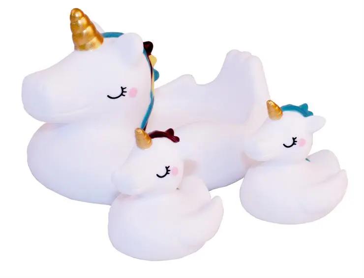 Jouet de bain - famille licorne - 1 an +