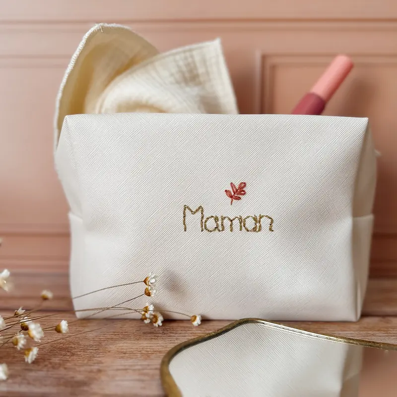 Ma petite trousse de toilette imperméable personnalisée - Écrue