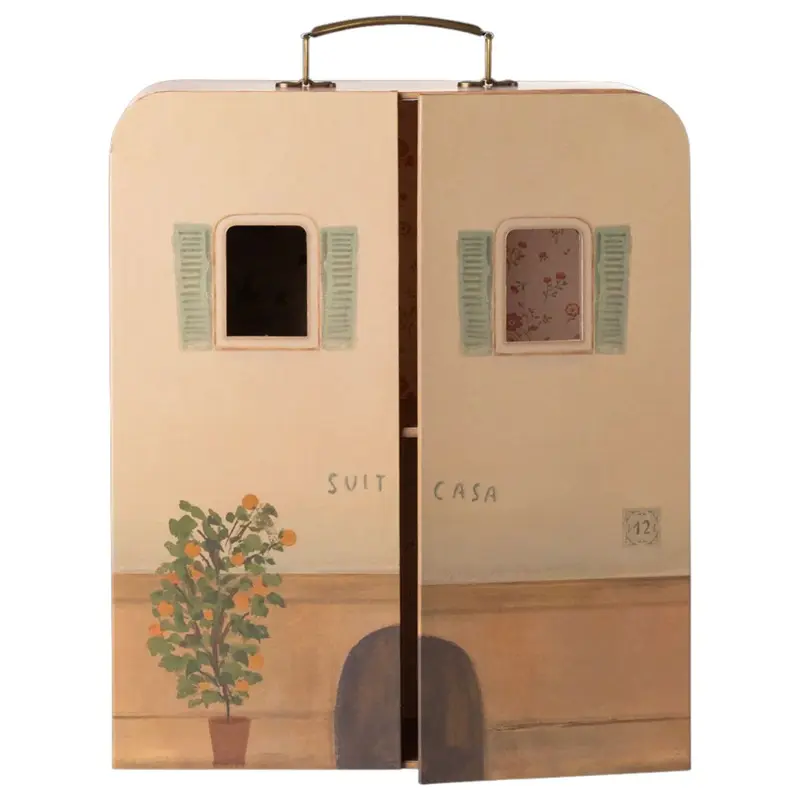 Maison Suitcasa, Petite Sœur Et Petit Frère Souris