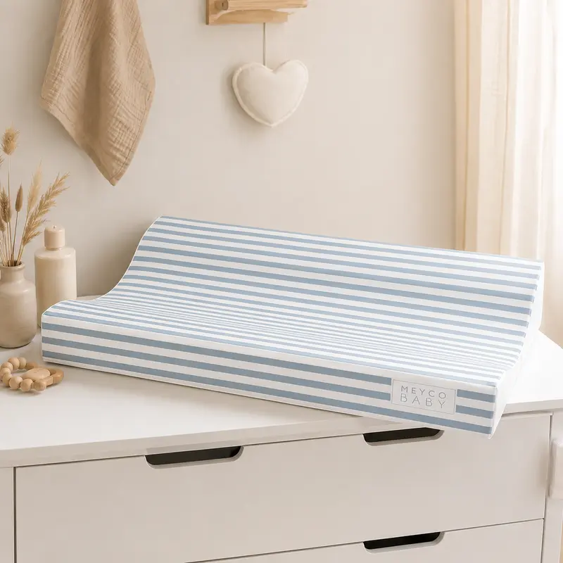 Matelas à langer rayures bleues 50 x 70 cm - Meyco Baby