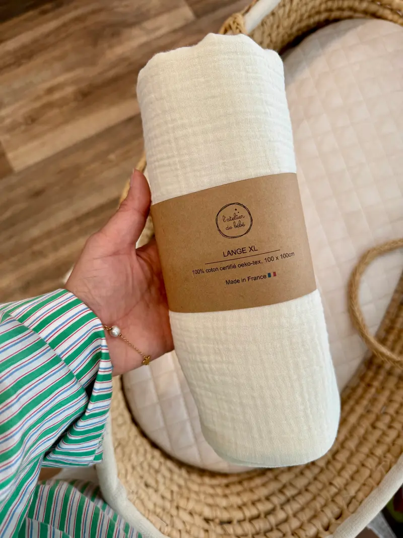 Maxi lange bébé XL 100 x 100 cm en double gaze de coton –BLANC LAIT – Personnalisable – Made in France
