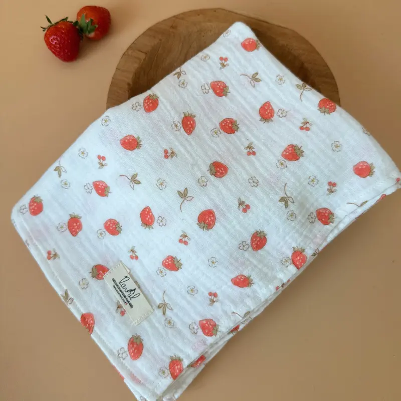 Maxi-lange en gaze de coton - Motif fraises cerises