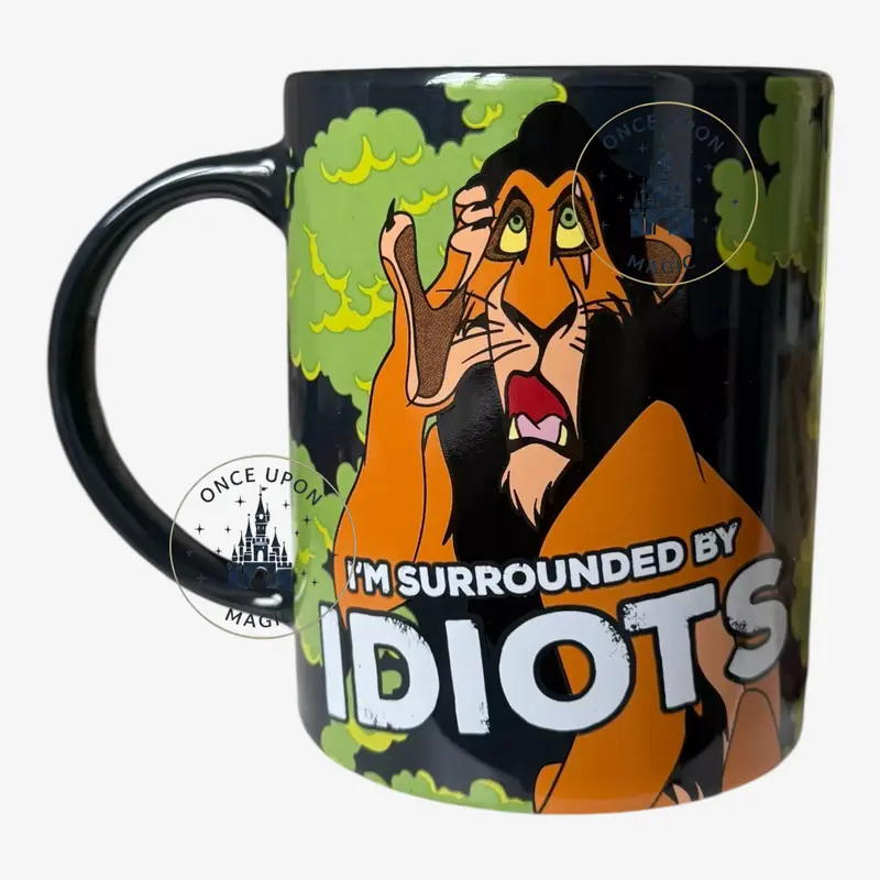 Mug Scar et les Hyènes « I’m Surrounded by Idiots » – Disneyland Paris