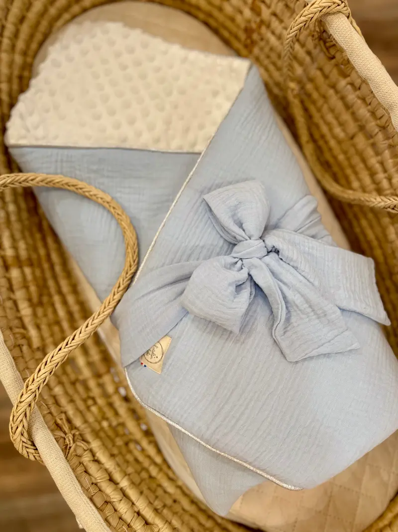 Nid d'ange bébé d'emmaillotage - BLEU CIEL FINITION ARGENT | Made in France