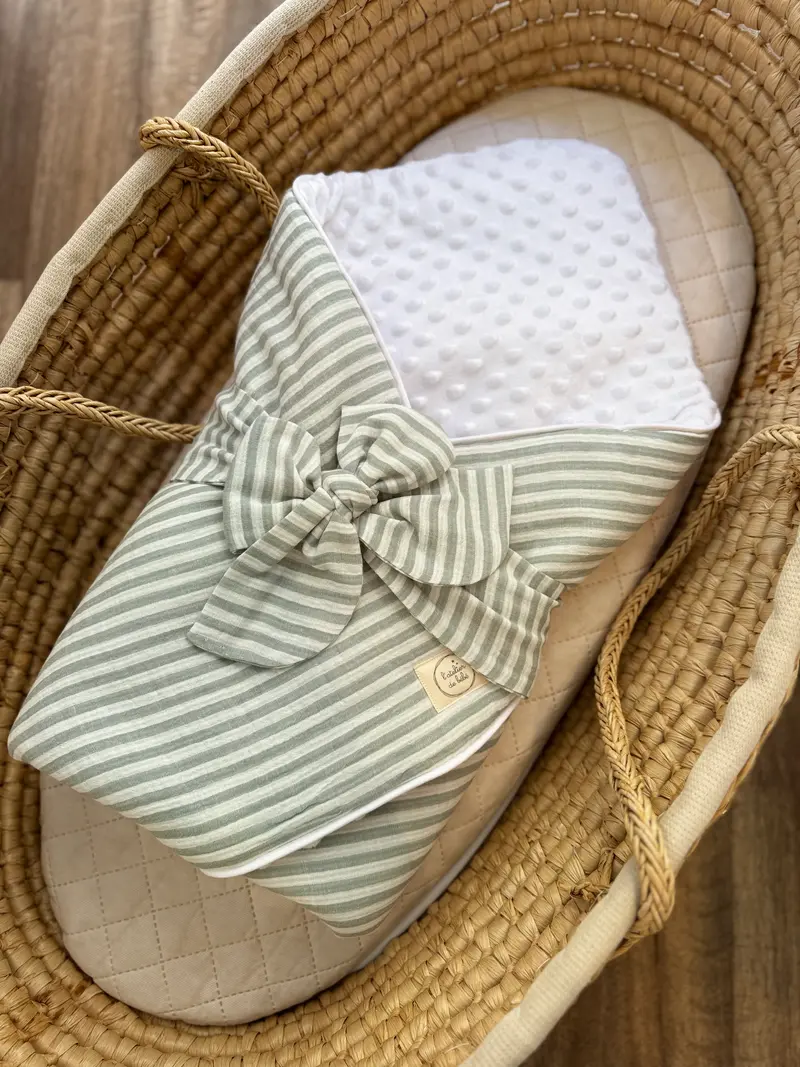 Nid d'ange bébé d'emmaillotage - RAYE VERT | Made in France