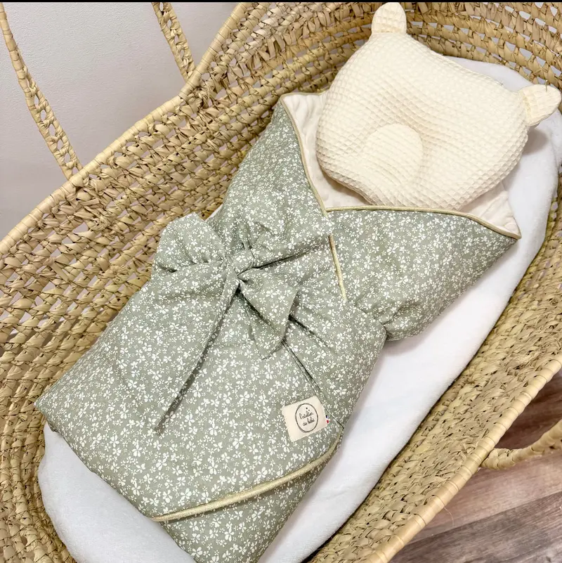 Nid d'ange bébé d'emmaillotage - VERT TILLEUL | Made in France